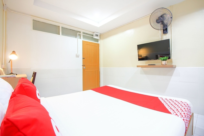 Imagen de la habitación del Hotel OYO 309 Ze Residence Ram Intra. Foto 10