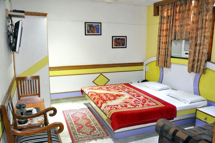 Imagen de la habitación del Hotel OYO 3349 Hotel Anoop. Foto 3