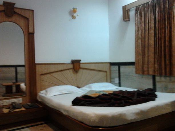 Imagen de la habitación del Hotel OYO 3349 Hotel Anoop. Foto 6