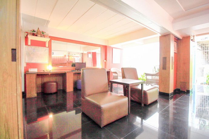 Imagen de los interiores del Hotel OYO 335 Top Inn Khaosan. Foto 16
