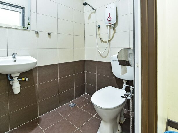 Imagen general del Hotel OYO 3406 Pandu Prima Guest House Syariah. Foto 2
