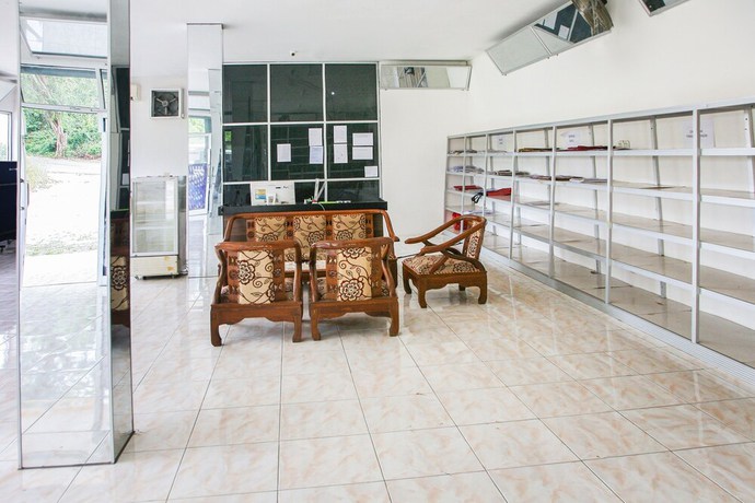 Imagen de los interiores del Hotel OYO 3438 Pasir Padi Inn Syariah. Foto 16