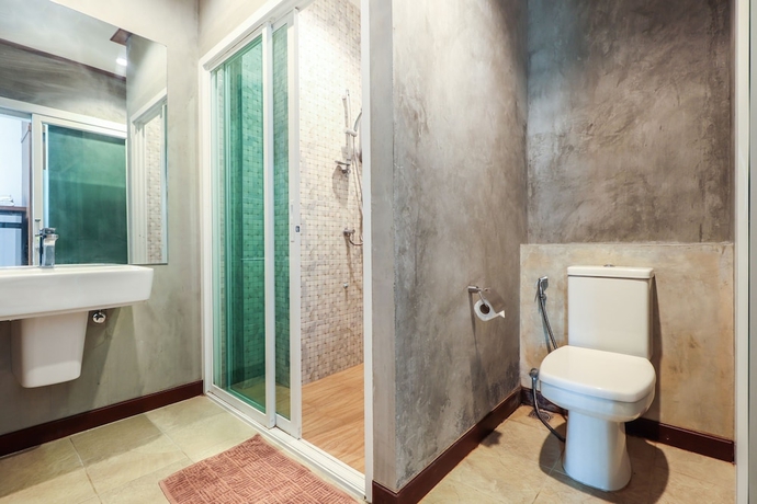 Imagen de la habitación del Hotel OYO 360 De Phunchai Hometel Lamphun. Foto 12