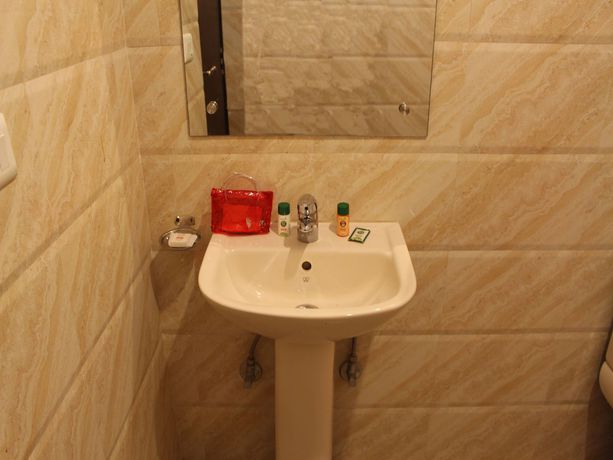 Imagen de la habitación del Hotel OYO 3600 Kathgodam. Foto 10