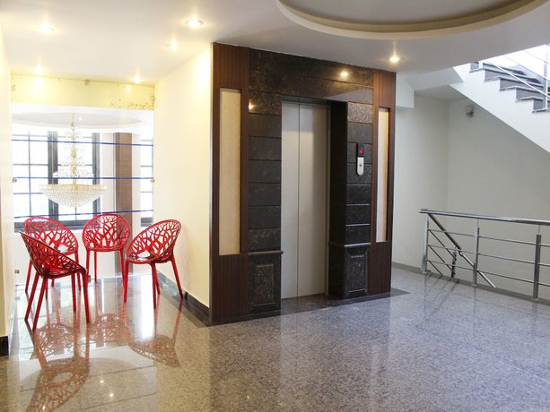 Imagen de los interiores del Hotel OYO 3600 Kathgodam. Foto 20