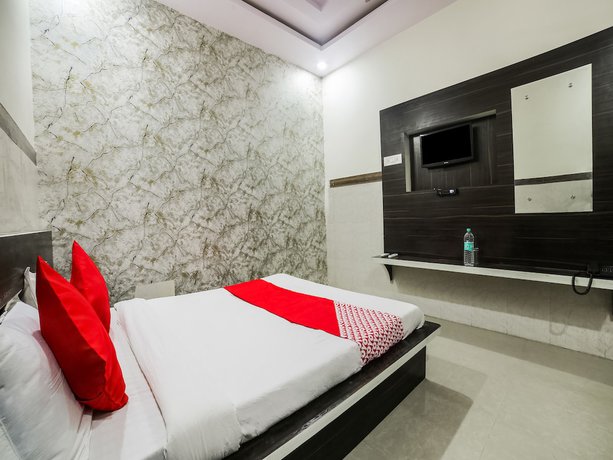 Imagen de la habitación del Hotel OYO 36289 Maurvi. Foto 13