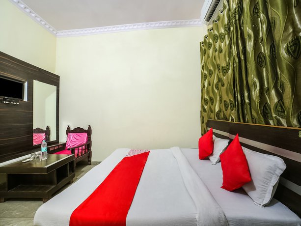 Imagen de la habitación del Hotel OYO 36289 Maurvi. Foto 16