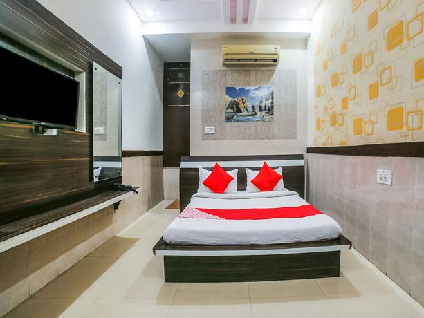 Imagen de la habitación del Hotel OYO 36289 Maurvi. Foto 18