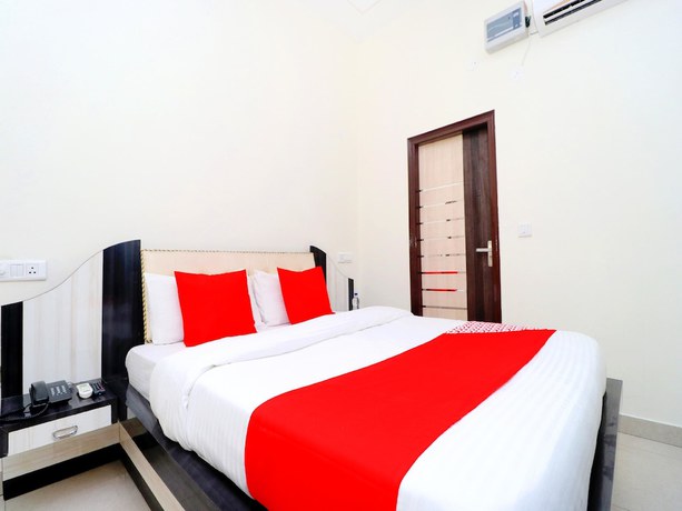 Imagen de la habitación del Hotel OYO 36854 Sangam Resort. Foto 13