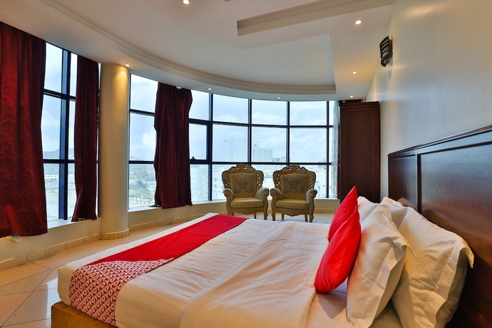 Imagen de la habitación del Hotel OYO 369 Arwa Alqosor. Foto 12