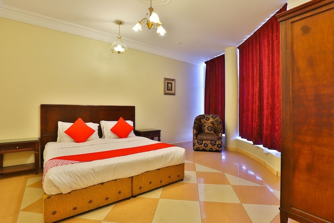 Imagen de la habitación del Hotel OYO 369 Arwa Alqosor. Foto 13