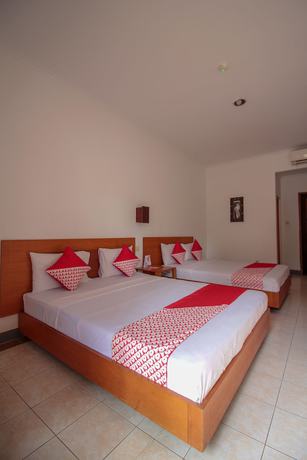 Imagen de la habitación del Hotel OYO 370 Sofia Pangandaran. Foto 16