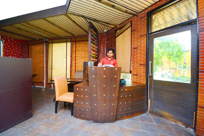 Imagen de los interiores del Hotel OYO 37208 Dlm Valley Resorts. Foto 18