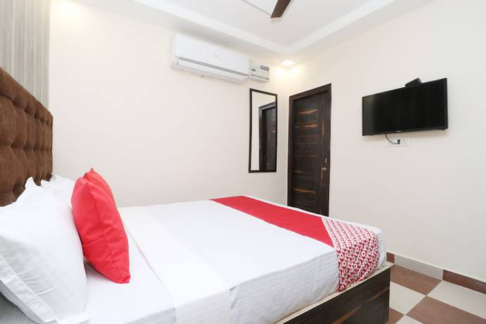 Imagen de la habitación del Hotel OYO 37351 Krishna Royal. Foto 3