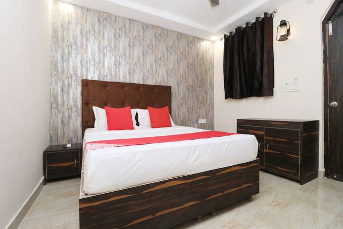 Imagen general del Hotel OYO 37351 Krishna Royal. Foto 1