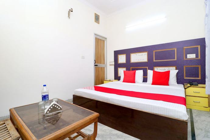 Imagen de la habitación del Hotel OYO 37663 Royal Palace. Foto 13