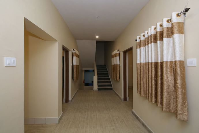 Imagen de los interiores del Hotel OYO 37676 Neelkanth. Foto 17