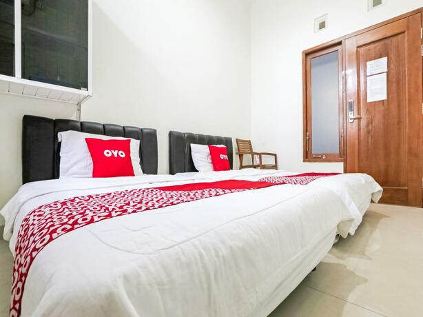 Imagen general del Hotel OYO 3838 Tamansari Guest House. Foto 30