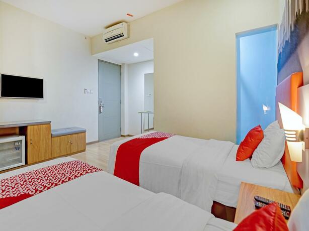 Imagen general del Hotel OYO 3905 Graha 100 Guest House Syariah. Foto 10