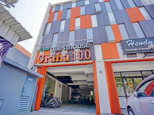 Imagen general del Hotel OYO 3905 Graha 100 Guest House Syariah. Foto 26