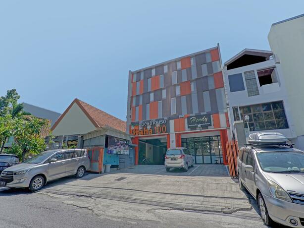 Imagen general del Hotel OYO 3905 Graha 100 Guest House Syariah. Foto 31