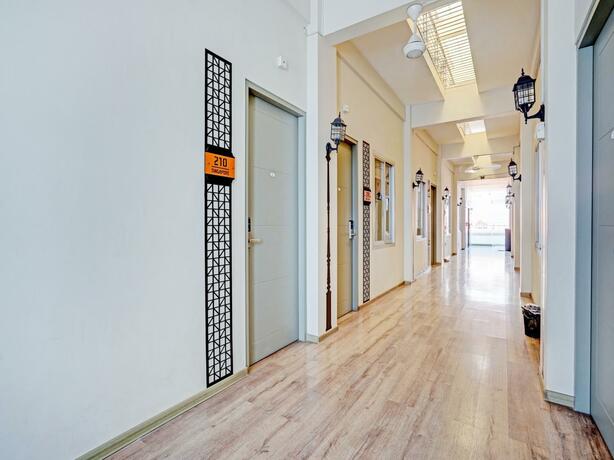 Imagen general del Hotel OYO 3905 Graha 100 Guest House Syariah. Foto 32