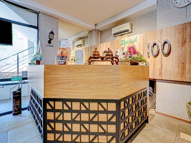 Imagen general del Hotel OYO 3905 Graha 100 Guest House Syariah. Foto 36