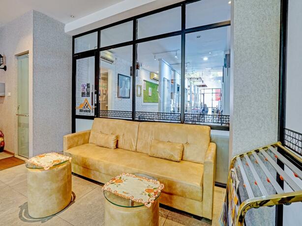 Imagen general del Hotel OYO 3905 Graha 100 Guest House Syariah. Foto 40