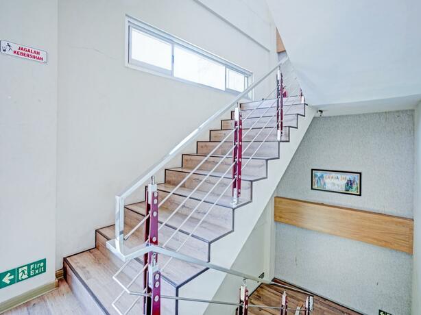 Imagen general del Hotel OYO 3905 Graha 100 Guest House Syariah. Foto 42