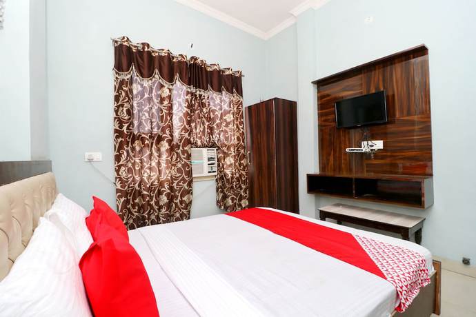Imagen de la habitación del Hotel OYO 39626 Rj Royal Guest House. Foto 5