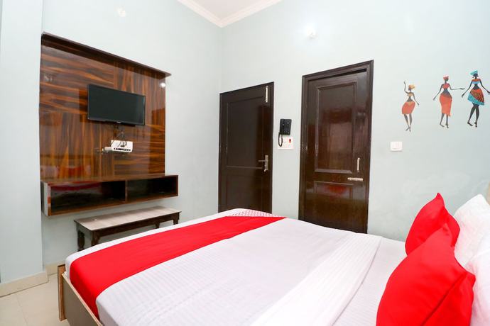 Imagen de la habitación del Hotel OYO 39626 Rj Royal Guest House. Foto 15