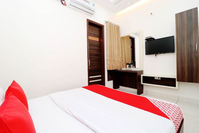 Imagen de la habitación del Hotel OYO 39759 Kesari Root. Foto 3