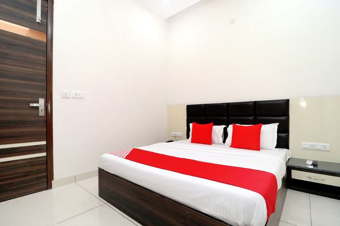 Imagen de la habitación del Hotel OYO 39759 Kesari Root. Foto 8
