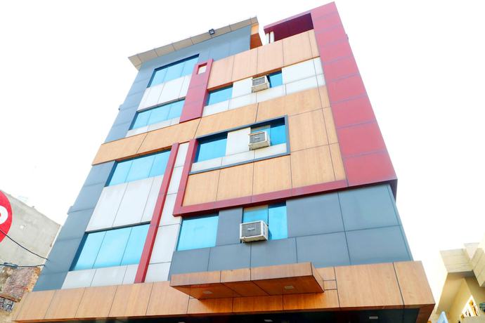 Imagen general del Hotel OYO 39812 Welcome Lounge. Foto 2