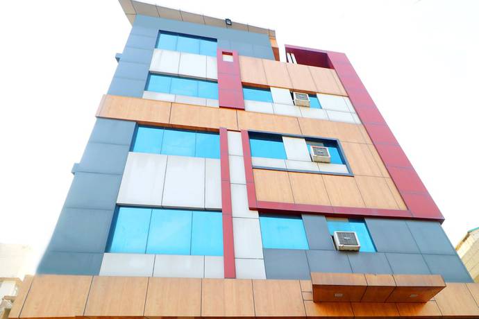 Imagen general del Hotel OYO 39812 Welcome Lounge. Foto 3