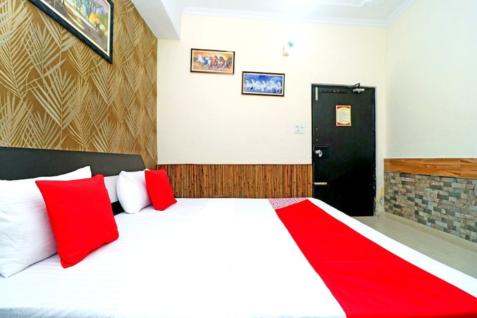 Imagen de la habitación del Hotel OYO 39812 Welcome Lounge. Foto 9