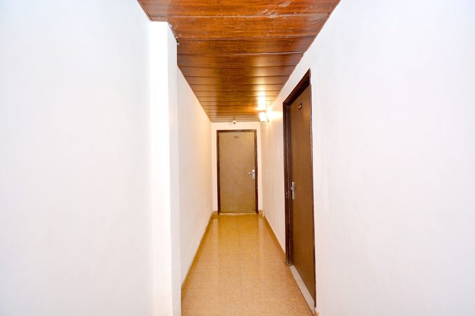 Imagen de los interiores del Hotel OYO 39867 Arora Inn. Foto 17