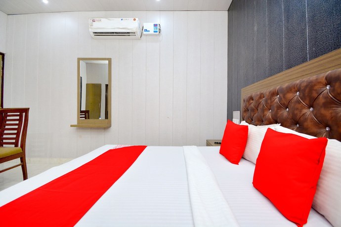 Imagen de la habitación del Hotel OYO 39867 Arora Inn. Foto 14