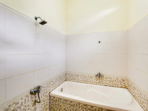 Imagen general del Hotel OYO 4014 Bergas Indah. Foto 30