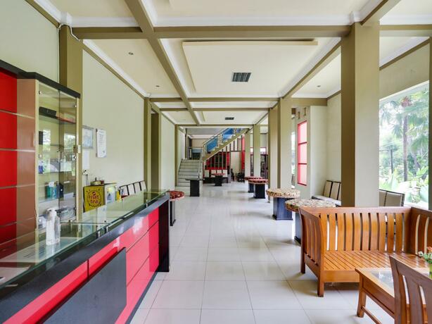 Imagen general del Hotel OYO 4014 Bergas Indah. Foto 41