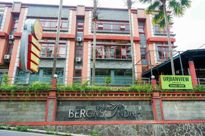 Imagen general del Hotel OYO 4014 Bergas Indah. Foto 75