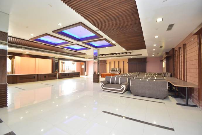 Imagen de los interiores del Hotel OYO 40230 Royal Palace. Foto 18