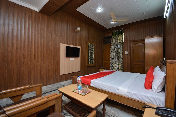 Imagen de la habitación del Hotel OYO 40230 Royal Palace. Foto 14