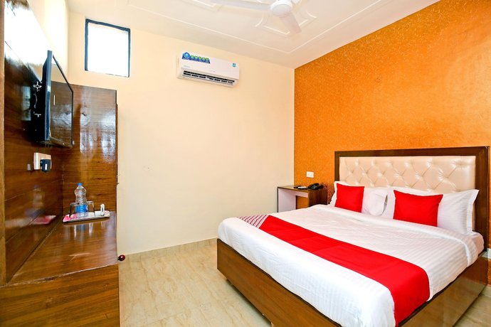 Imagen de la habitación del Hotel OYO 40307 Mohali Blue. Foto 8