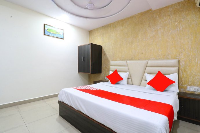 Imagen de la habitación del Hotel OYO 40402 Kirandeep. Foto 14