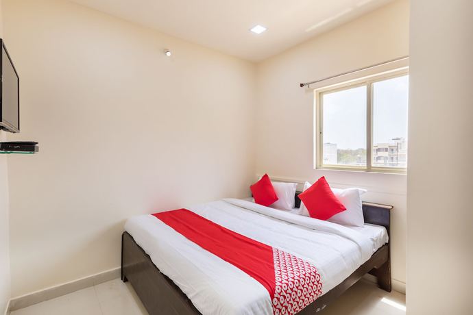 Imagen de la habitación del Hotel OYO 40682 Lake City Pride. Foto 14