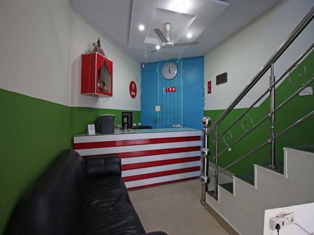 Imagen de los interiores del Hotel OYO 4073 Esskay. Foto 19