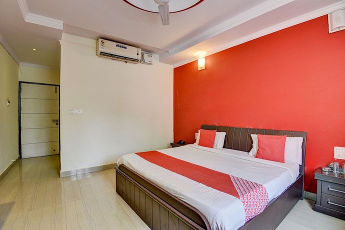Imagen de la habitación del Hotel OYO 4073 Esskay. Foto 12