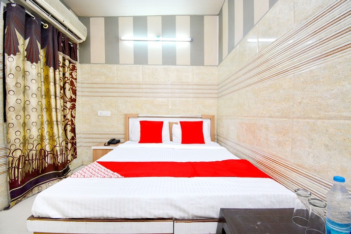 Imagen de la habitación del Hotel OYO 41344 Grand Hitesh. Foto 2