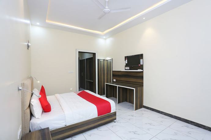 Imagen de la habitación del Hotel OYO 41721 Lal Havelii. Foto 4